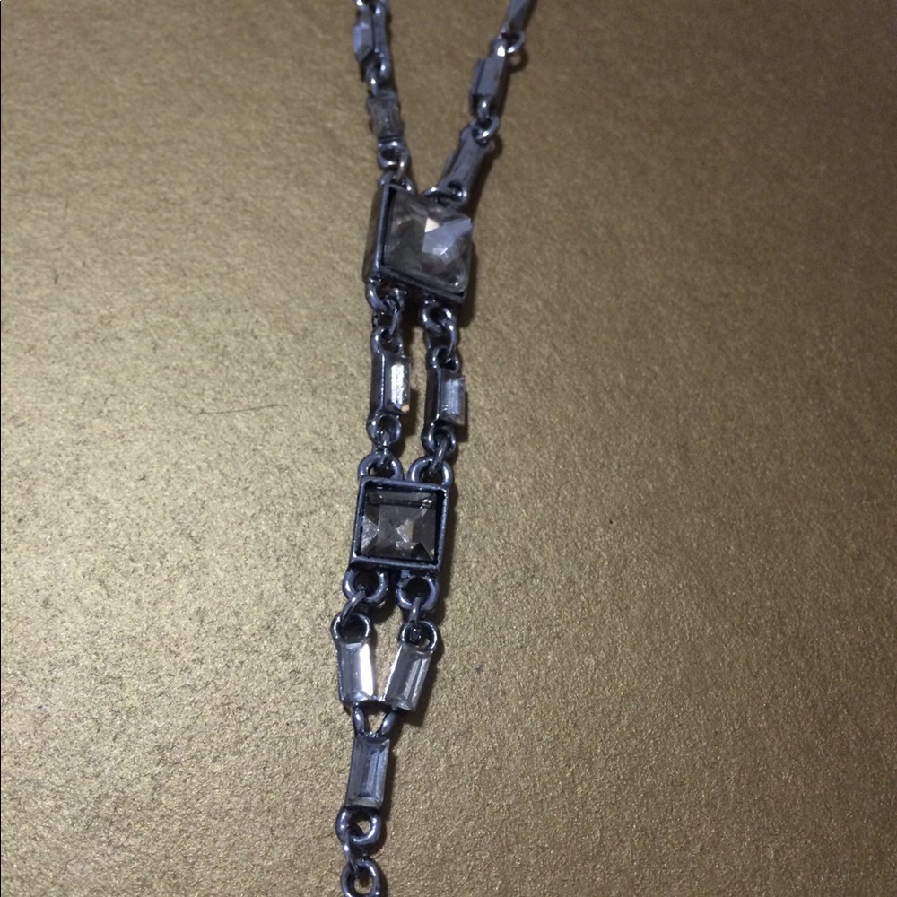Silver Layered Necklace⚜️ - Picture 4 of 9